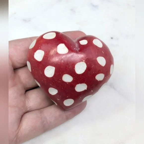 Heart Decor or Paperweight - Picture 2 of 4